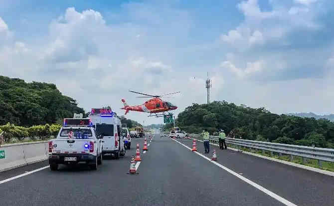 昌邑区高速公路汽车救援案例